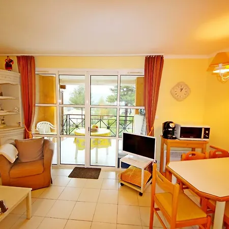 Agay Cap Esterel Village : 2 Pieces Vue Golf, R4 - Ref 338la